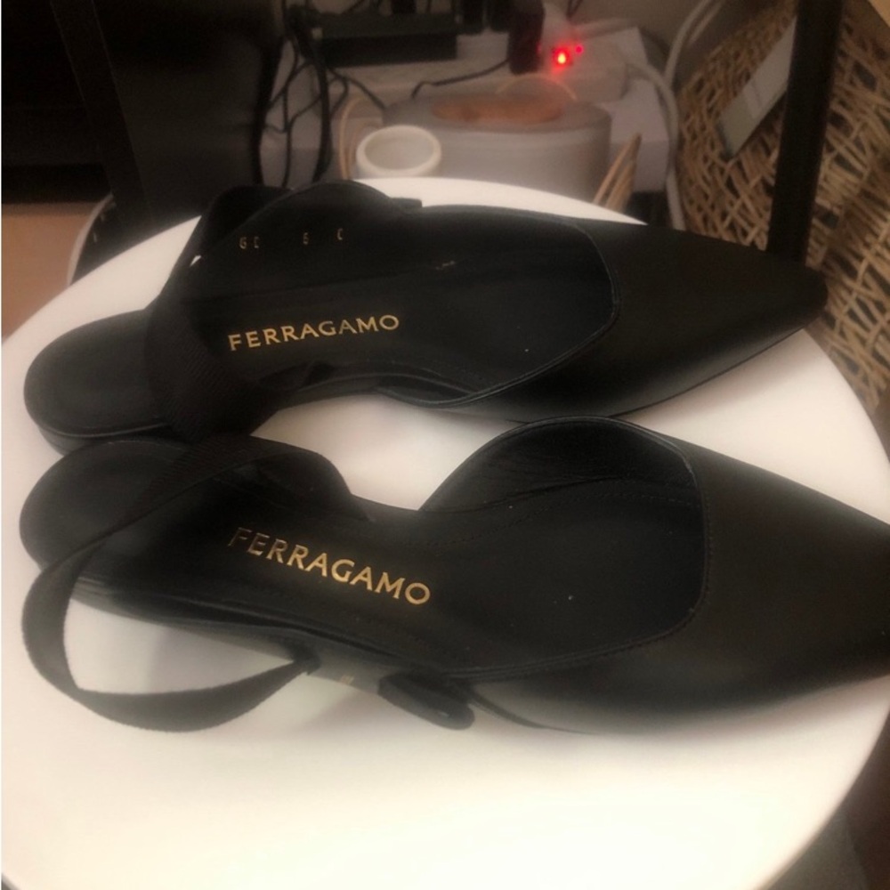 Salvatore Ferragamo flats